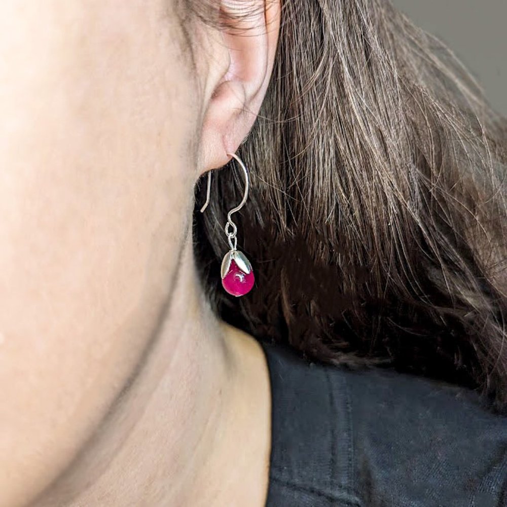 Floral Sterling Silver Filled Magenta Pink Quartz Beaded Gemstone Drop Earrings - Picture 5 of 7